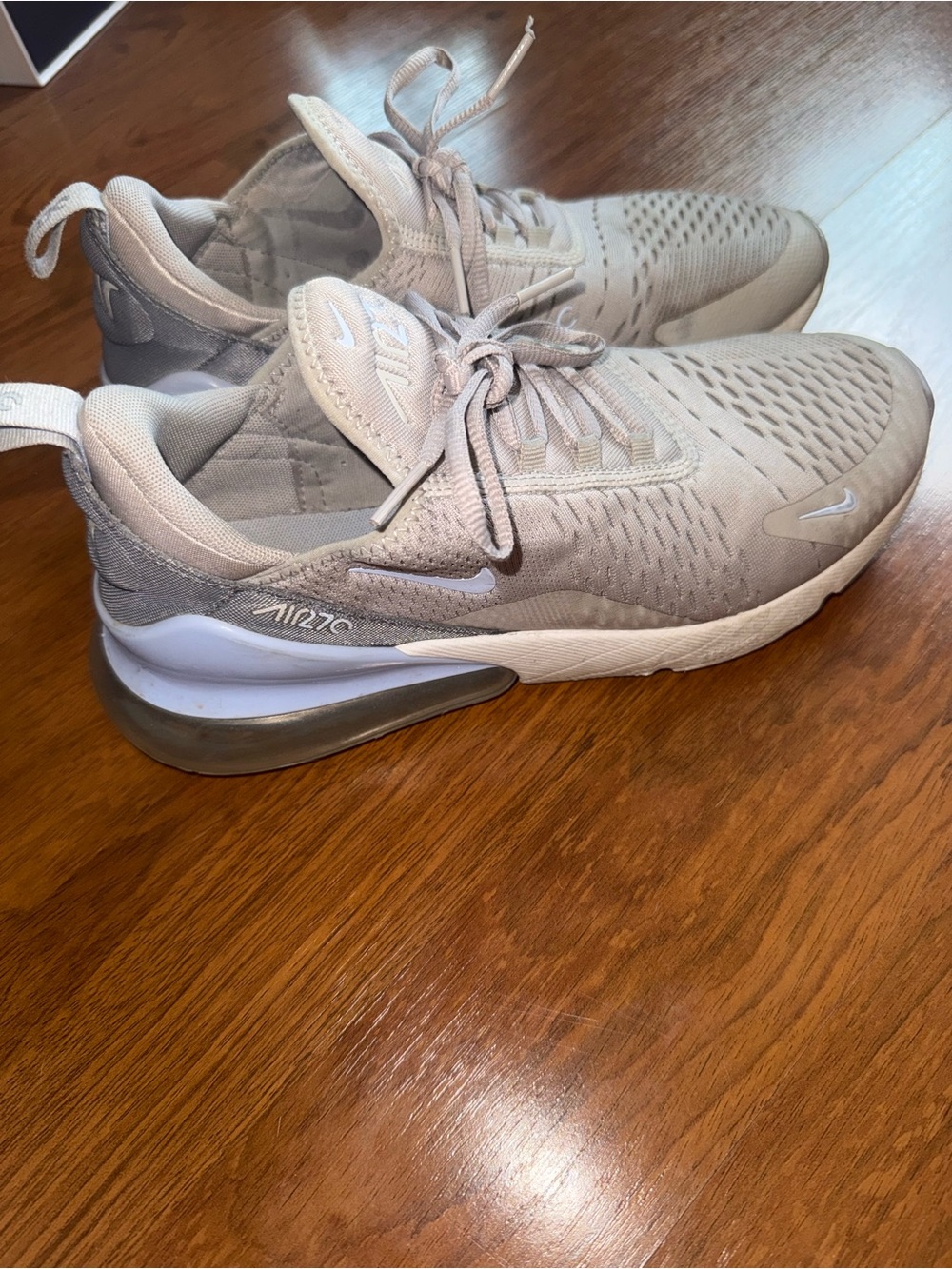 Nike Air Max 270 Sneakers in Light grey and blue